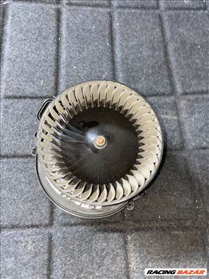 BMW 4-es sorozat F36, F32, F33 fűtőmotor 