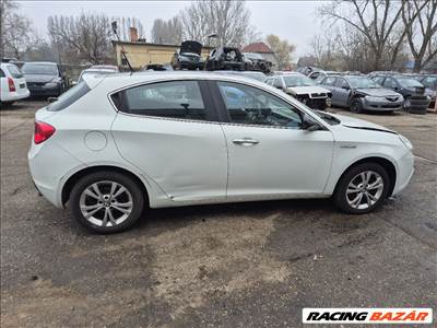 Alfa Romeo Giulietta 2.0 JTDM 16V ajtó 