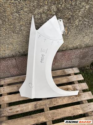 Skoda Fabia III jobb első sárvédő 