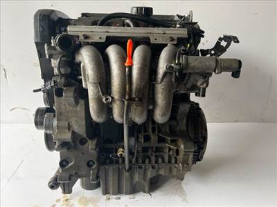VOLVO S40 Motor (Fűzött blokk hengerfejjel)