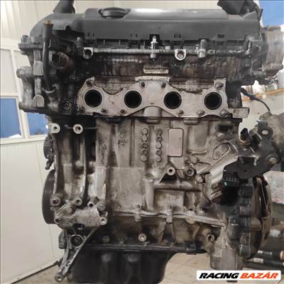 Peugeot 208 I 95 VTi motor 8F02