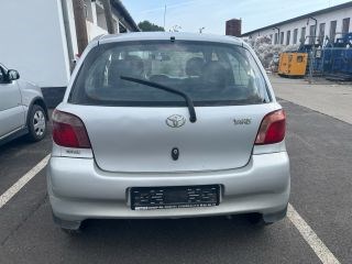 TOYOTA YARIS (SCP1, NLP1, NCP1) Jobb hátsó Biztonsági Öv 5. kép