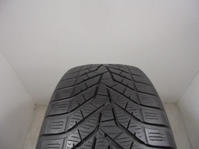 Yokohama V905 235/50 R19  1. kép