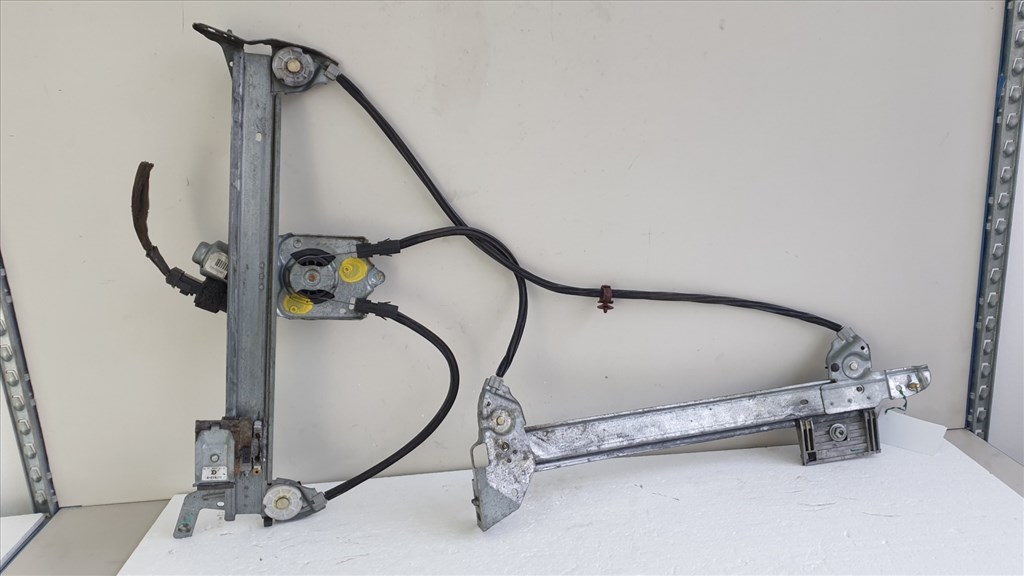 510417 Renault Megane 2 CABRIO 2007, Jobb Első Ablakemelő Szerkezet Motorral  2. kép