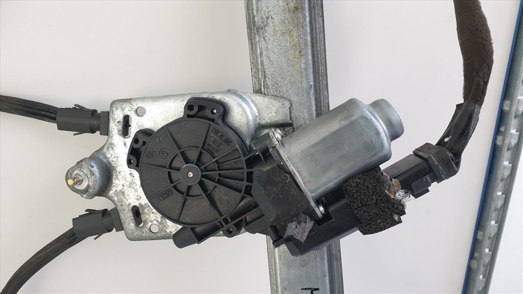 510417 Renault Megane 2 CABRIO 2007, Jobb Első Ablakemelő Szerkezet Motorral  9. kép