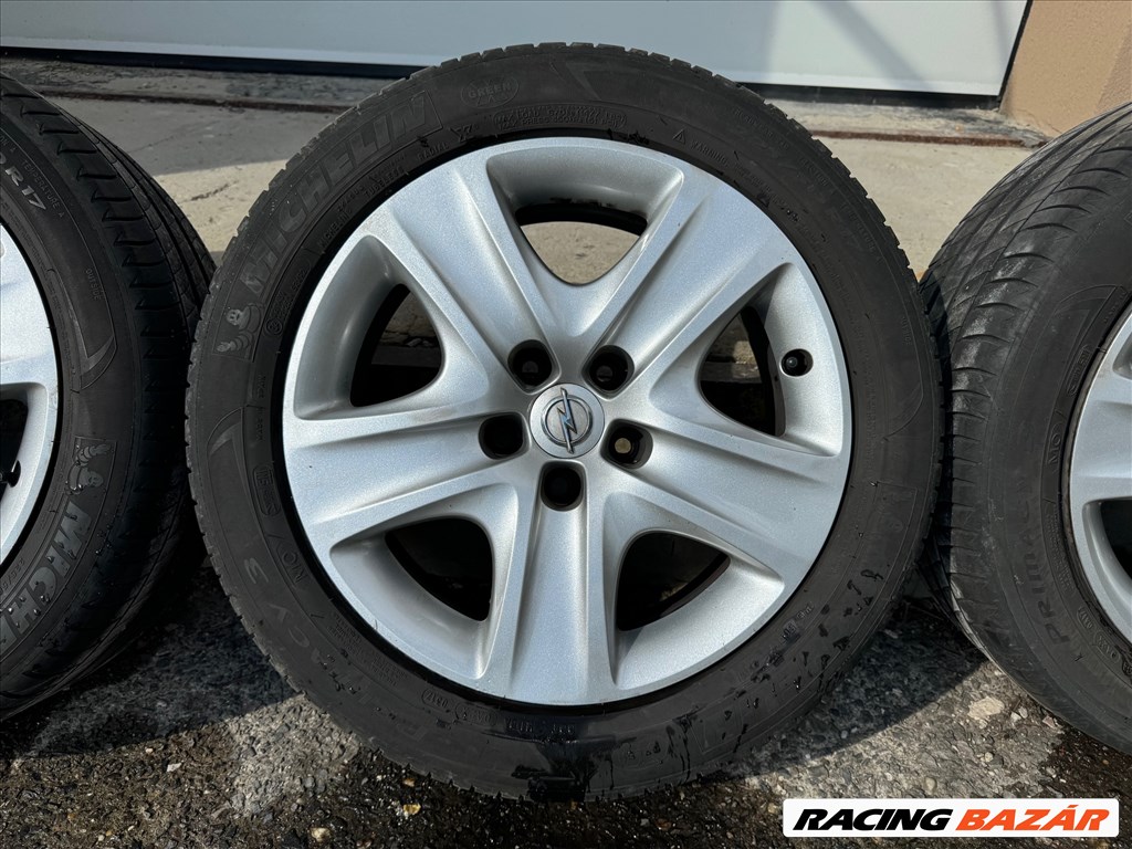 Opel Astra J 225/50 R17 nyári acélkerék garnitúra dísztárcsákkal 4. kép