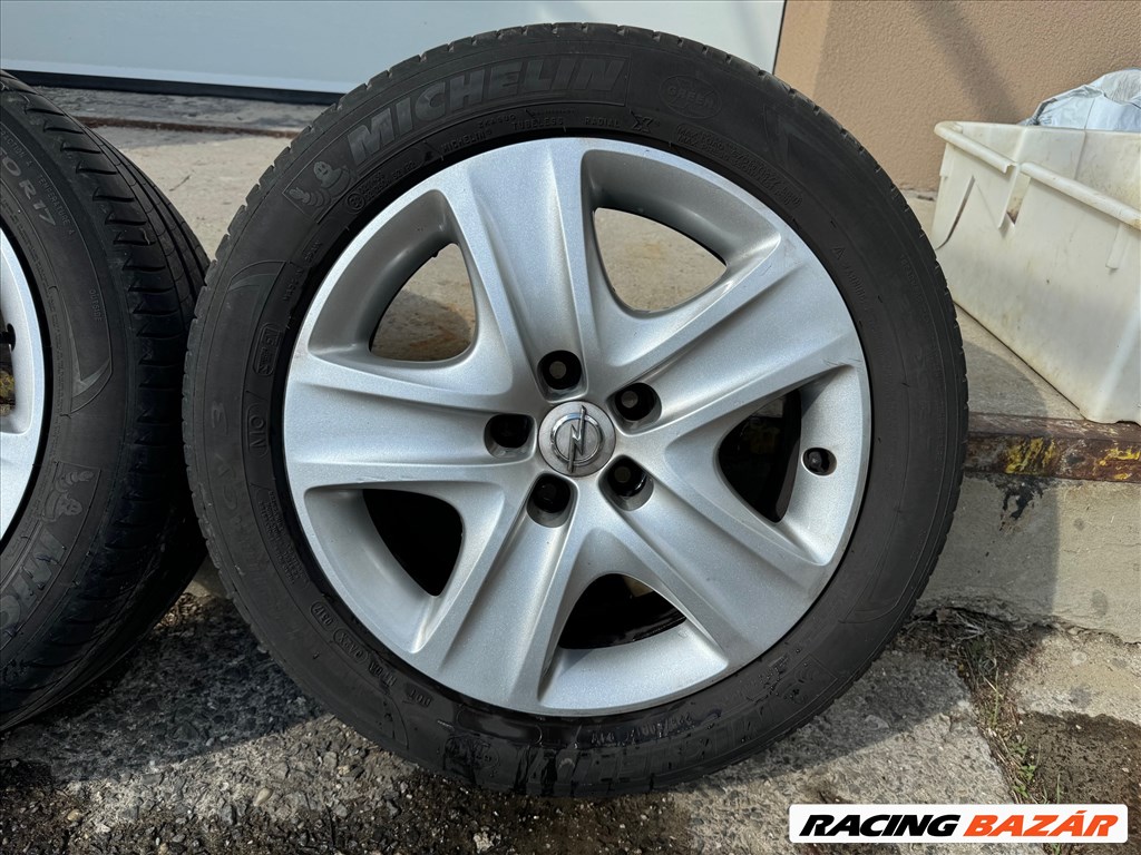 Opel Astra J 225/50 R17 nyári acélkerék garnitúra dísztárcsákkal 5. kép