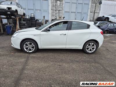 Alfa Romeo Giulietta 2.0 JTDM 16V gólyaláb 