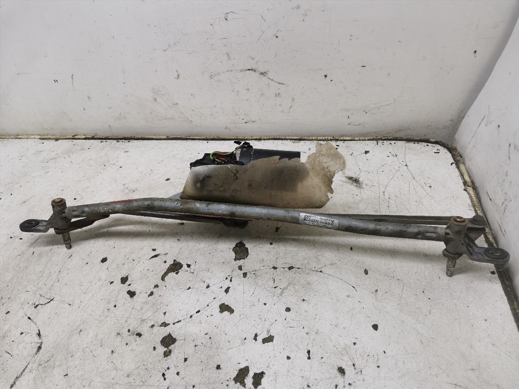 SEAT CORDOBA (6K2) 1.6 Első Ablaktörlő Szerkezet Motorral #32793# 1L0955119 4. kép