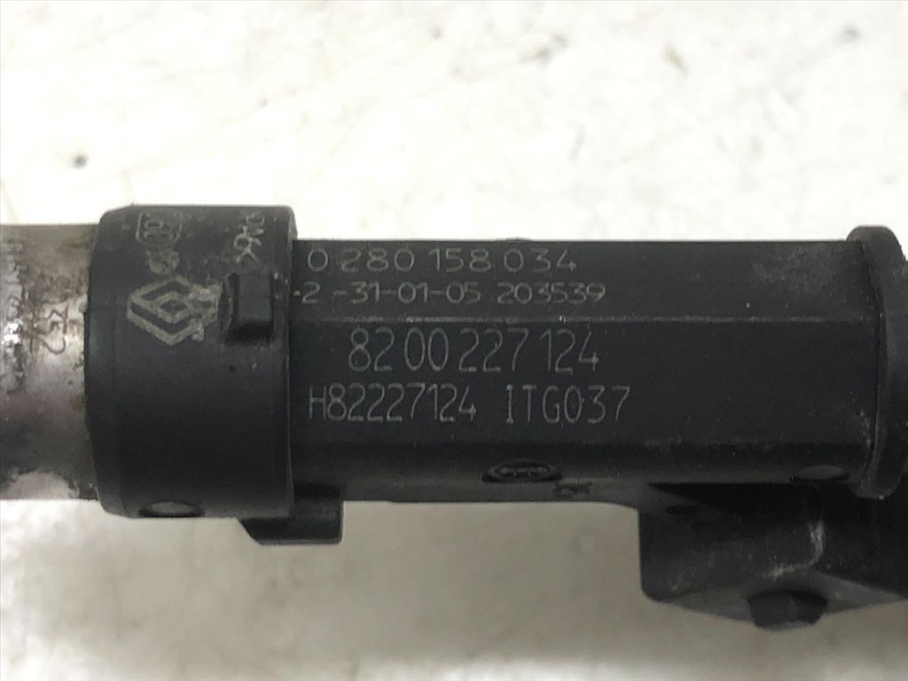 DACIA LOGAN (LS_) 1.4 MPI LPG (LS0C) Porlasztó Sor / Híd #11545# 7700274294 16. kép