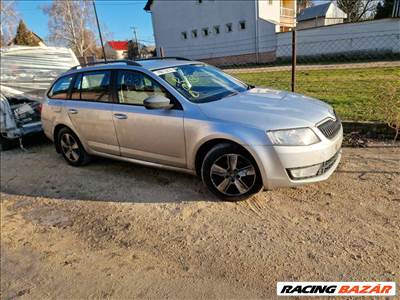 Skoda Octavia III bontott alkatrészei