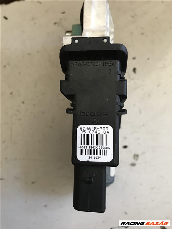 Seat León II 1P _ bal hátsó ablakemelő motor 1k0959703g 3. kép