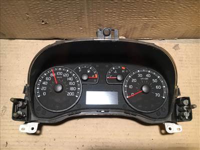 Fiat Panda digit klímás benzines bontott óracsoport 51711244