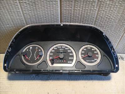 Fiat Palio 1.2 8v benzines bontott óracsoport