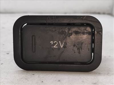 AUDI A6 II Avant (4B5/ 4B6/ C5) 2.5 TDI quattro Szivargyújtó Aljzat #30615# 4B0925071