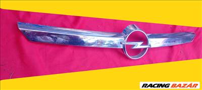 Opel Corsa C, Opel Combo C 	 króm első Embléma C Corsa és Combo	Az A 551290562