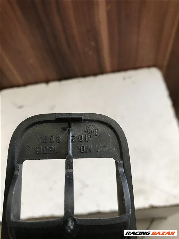 Seat León I 1M _ bal első ablakemelő kapcsoló keret 4. kép