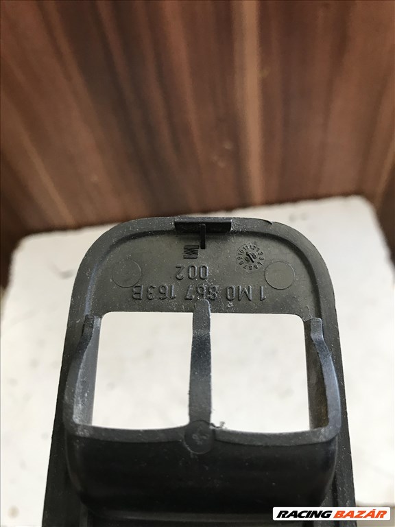 Seat León I 1M _ bal első ablakemelő kapcsoló keret 6. kép