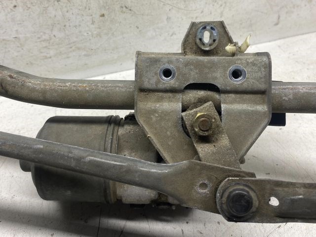 AUDI A4 B6 Első Ablaktörlő Szerkezet Motorral 4. kép