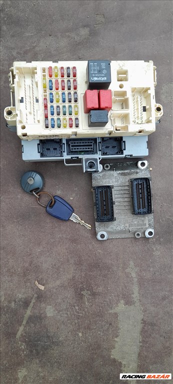 Fiat punto 1.2 16v motorvezérlő szett  1. kép