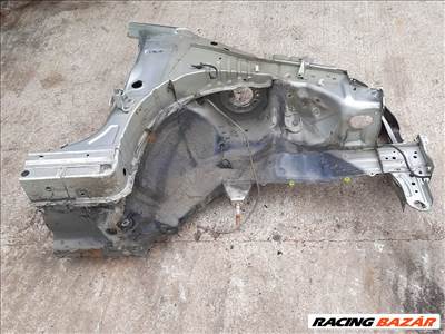 Toyota Corolla Verso (AR10) jobb első negyed 404