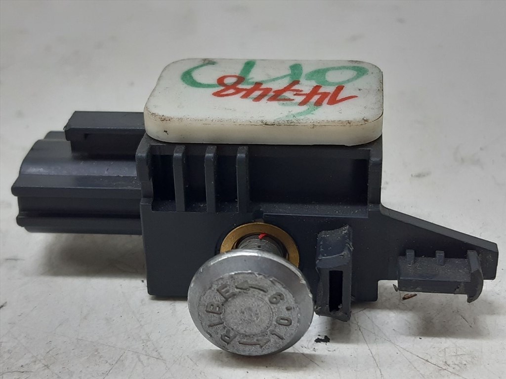 RENAULT CLIO III (BR0/1/ CR0/1) 1.5 dCi Központi Ütközés Érzékelő #14748# 8200529572 1. kép