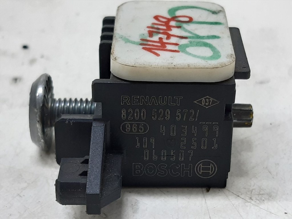 RENAULT CLIO III (BR0/1/ CR0/1) 1.5 dCi Központi Ütközés Érzékelő #14748# 8200529572 2. kép