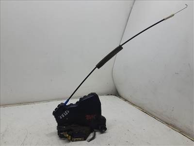 TOYOTA COROLLA Verso II (ZER_/ ZZE12_/ R10) 1.8 (ZNR11_) Bal első Ajtózár #18695#