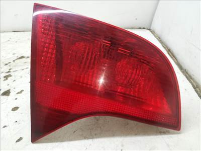 AUDI A4 Avant III (8ED/ B7) 2.0 TDI Bal Belső Hátsó Lámpa #33166# 8E9945093
