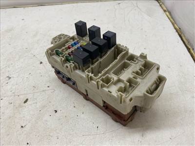 MITSUBISHI LANCER (CS_A/ CT0) 1.6 (CS3A) Biztosítéktábla Utastér #22857# MR587873