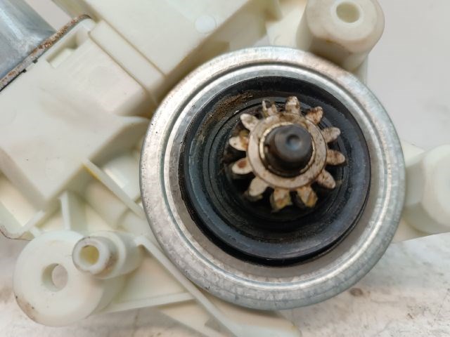 VOLVO V50 Bal hátsó Ablakemelő Motor 5. kép