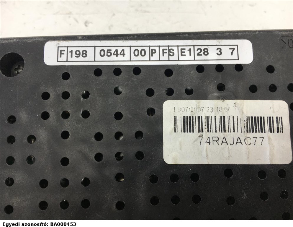 Fiat Linea, N'Bravo, Lancia Musa, Lancia Y Blue & Me egység 51809185 4. kép