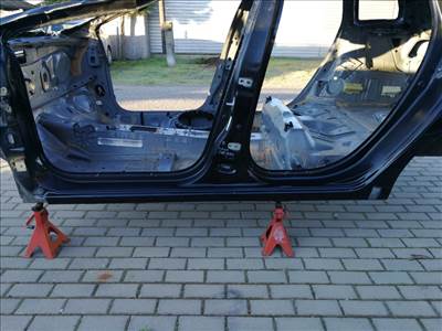 Renault Clio kombi bal küszöb
