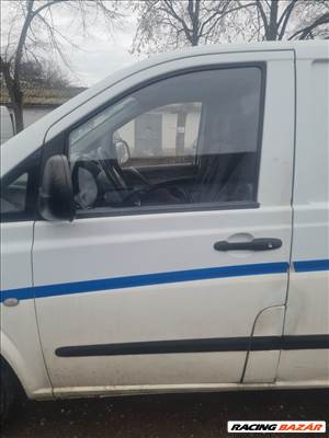 Mercedes Vito 639 Bal első ajtó (üresen)