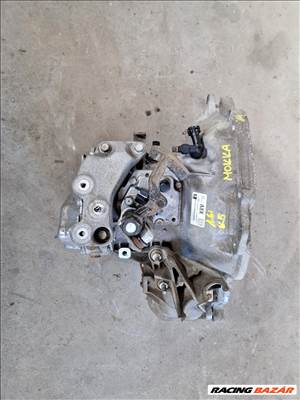 Opel Mokka 1.6 váltó A8X