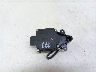 VW POLO CLASSIC (6KV2/ 6V5/ 9J2/ 9J4) 75 1.6 Fűtés Állító Motor #16060# 1J0907511