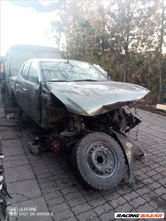 Eladó Mitsubishi L200 2.4 DI-D+ Double Cab (2442 cm³, 181 PS) 2. kép