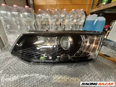 Skoda Octavia III 5E bal első xenon lámpa  5e1941015e