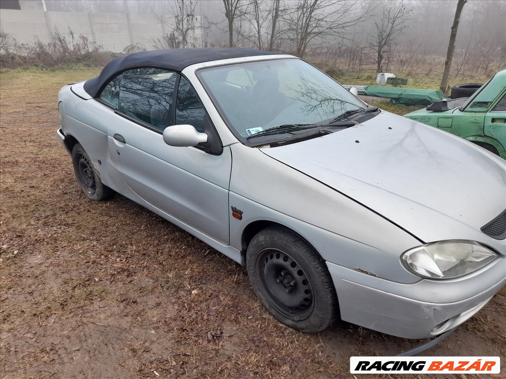 Renault Mégane I Cabrio bontott alkatrészei 2. kép