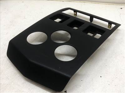 DACIA LOGAN (LS_) 1.4 (LSOA/ LSOC/ LSOE/ LSOG) Középkonzol Keret #11557# 8200382721