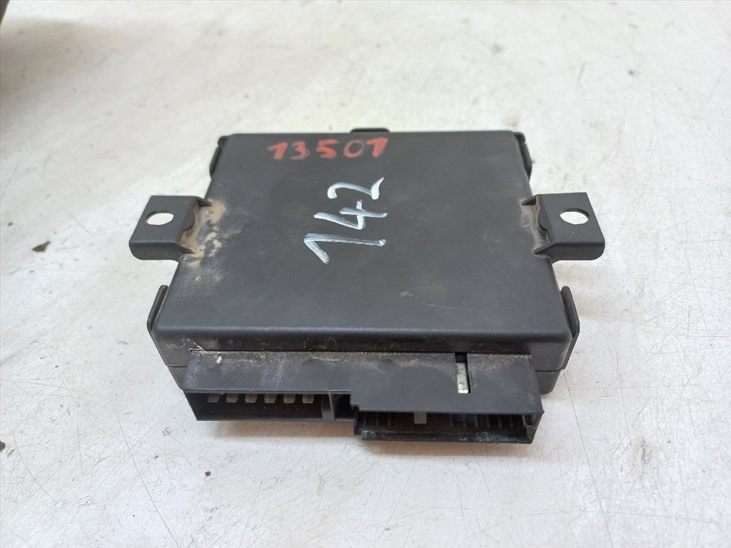 OPEL OMEGA B (25_/ 26_/ 27_) 2.2 DTI 16V Központizár Elektronika #13501# 09146039 1. kép