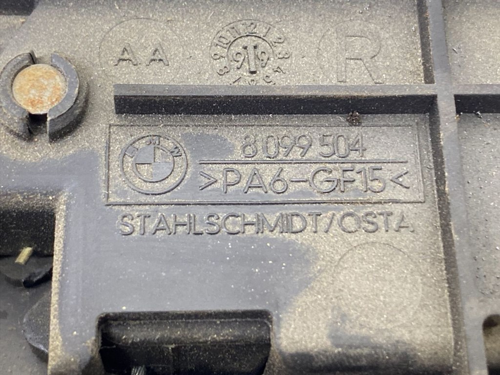 BMW 3 - IV (E46) 318 Ci Jobb hátsó Ülés Rögzítő #21940# 8209036 9. kép