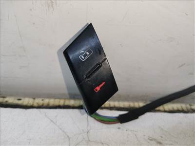 AUDI A6 II Avant (4B5/ 4B6/ C5) 2.5 TDI quattro Központizár Kapcsoló #30580# 4B19621017