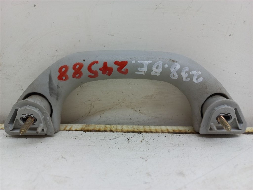 VW GOLF IV (1J1/ 9B1) 1.4 16V Bal első Kapaszkodó (Felső) #24588# 6N0857607F 4. kép