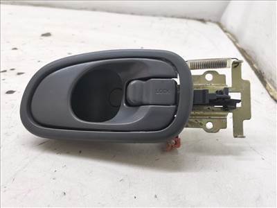 KIA SHUMA (FB) 1.5 i 16V Jobb hátsó Belső Kilincs #27261# K9A458331