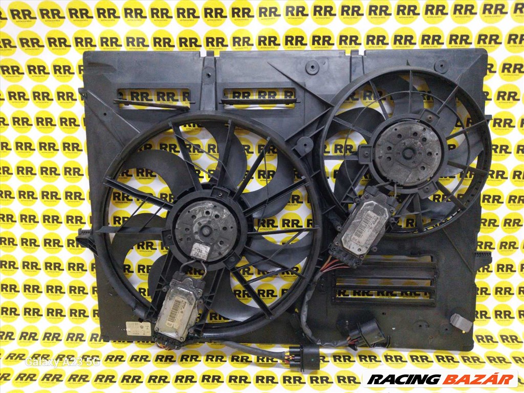 Audi Q7 hűtő, motorhűtés  7l0121207d 1. kép
