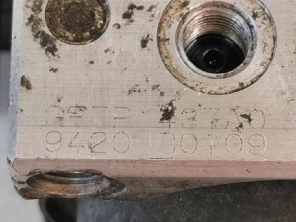 MAZDA 626 V (GF) 2.0 DITD ABS Kocka #2428# MD42A4 7. kép