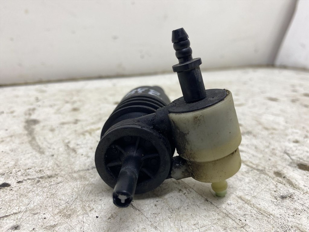 SKODA OCTAVIA II (1Z5) 1.9 TDI Első Ablakmosó Szivattyú #33325# 1K6955651 3. kép