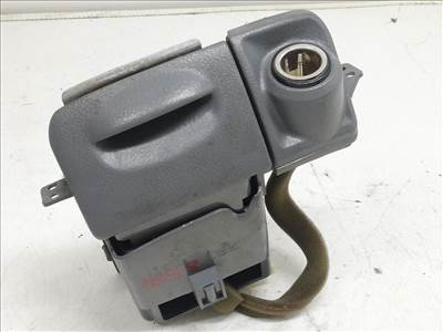 CHEVROLET LACETTI (J200) 1.6 Első Hamutartó #8858# 96554862