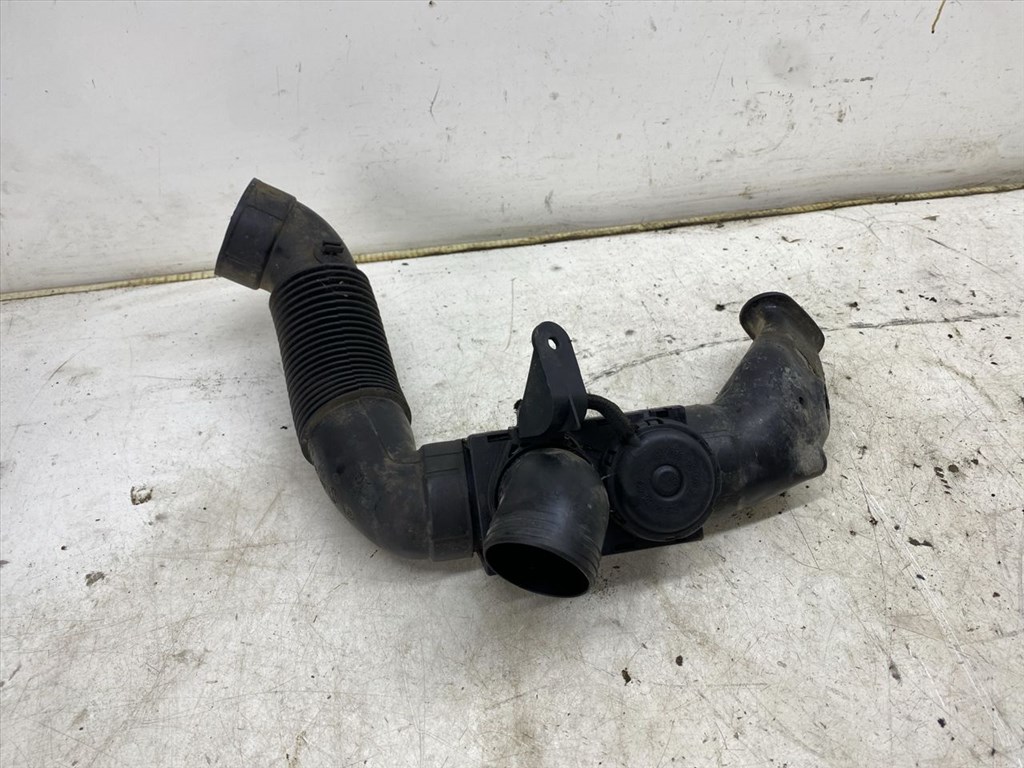 VW POLO (6N1) 45 1.0 Légbeömlő Cső #27807# 43914070979 2. kép